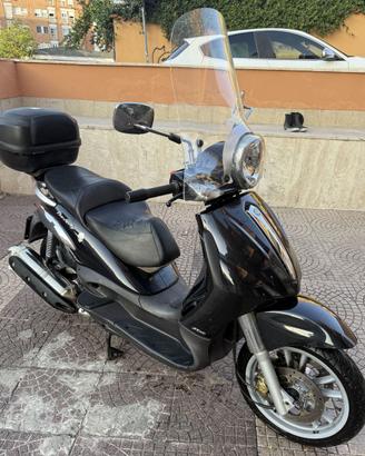 Piaggio Beverly 500