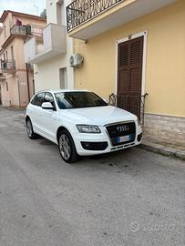 Audi Q5 quattro