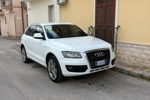 Audi Q5 quattro