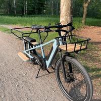 Bici cargo bike elettrica Btwin 500 Decathlon