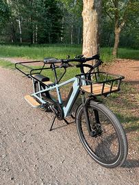 Bici cargo bike elettrica Btwin 500 Decathlon