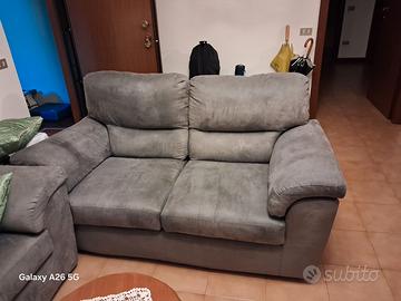 Divano 2 posti