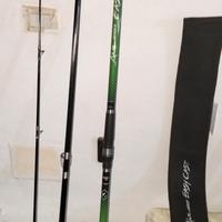 coppia di canne bad bass più mulinelli  due Daiwa