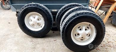 GOMME INVERNALI PER 4X4 205/80/16