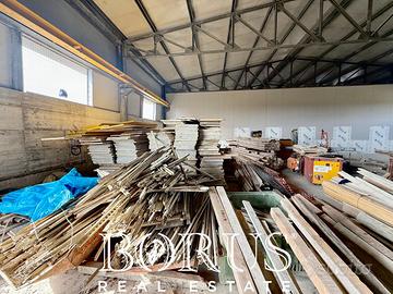 LT17 - Capannoni industriali con altezza 5 metri