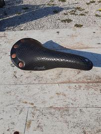 sella per bicicletta da corsa