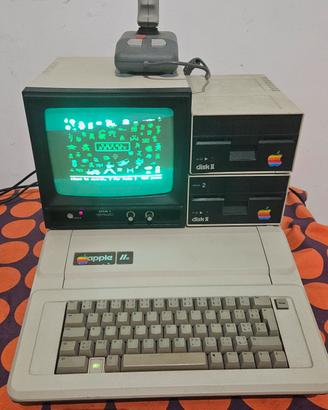 Computer APPLE IIe ** ] [e  ** 2e  [ROMA]