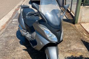 Aprilia atlantic 2009