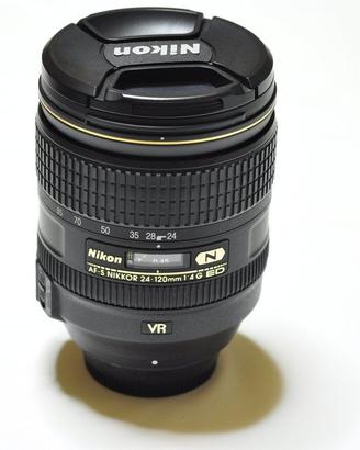 Nikon AF-S 24-120mm f/4 G ED VR