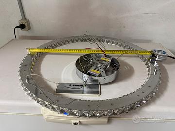 Lampadario Ring con cristalli