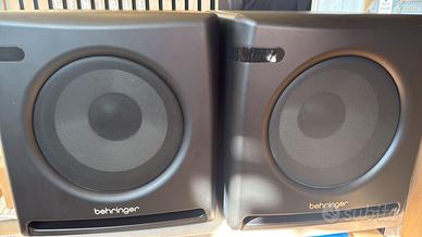 Behringer K10S Subwoofer da studio