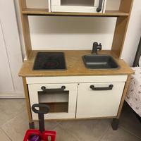 Cucina giocattolo ikea + carrellino frutta