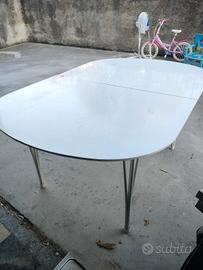 tavolo ovale con prolunghe