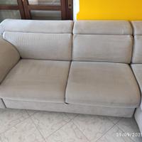 Divano letto con penisola