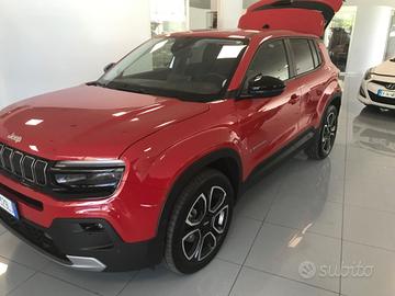 Jeep Avenger 1.2 Turbo 100 CV MHEV Summit