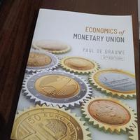 Economics of Monetary Union - Paul De Grauwe