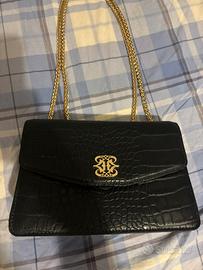 borsa a tracolla Pinko modello Flat Wallet