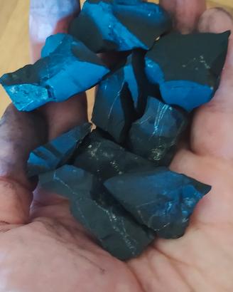 Shungite naturale grezza 5 pezzi 