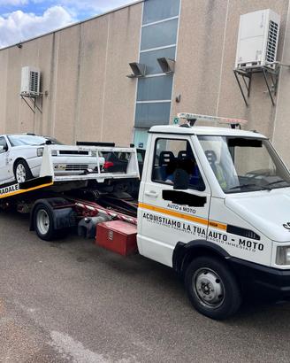 Carroattrezzi iveco daily 2.500 cilindrata diesel