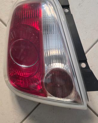 Faro posteriore sinistro Fiat 500