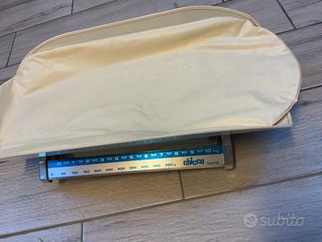 Bilancia pesaneonato Chicco analogica