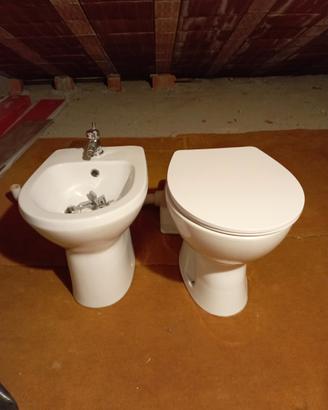 coppia sanitari 