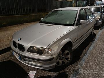 BMW 318i E46
