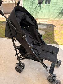 Passeggino reclinabile e pieghevole a libro