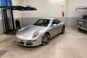 Porsche 911 Carrera manuale