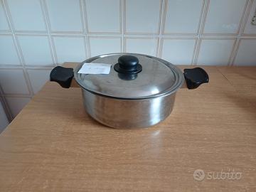 Pentola diametro 28 con coperchio 