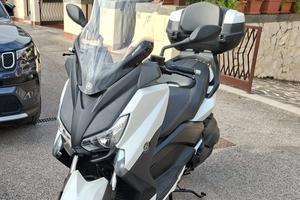 Yamaha X-MAX 400 (2017) - Unico Proprietario