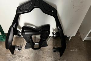 Staffa piastra portabaule Yamaha Xmax
