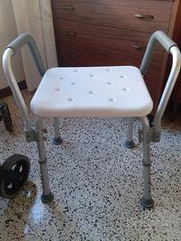 sgabello doccia anziani
