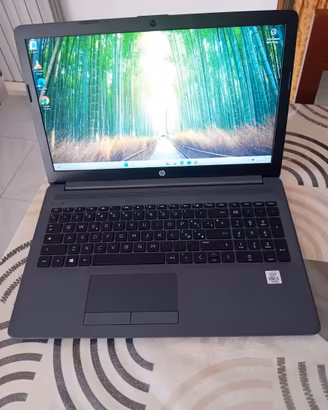 NOTEBOOK PC HP CPU i5 10Th Gen 8GB SSD 256GB