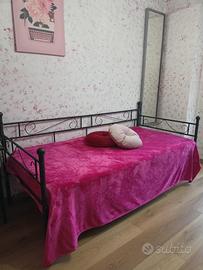 Letto piazza singola - in ferro con materasso