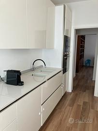 Appartamento tra centro e mare