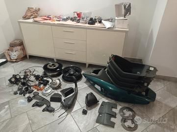 Ricambi vari Malaguti Phantom F12 