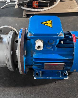 Motore elettrico trifase CEMP 2.2 kW (3 HP) 2800 g