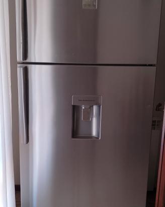 frigo congelatore con distributore acqua