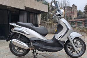 Piaggio Beverly 300i.e. Tourer
