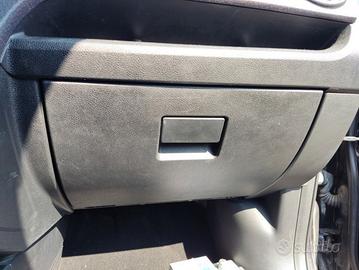 Cassetto portaoggetti FORD FUSION del 2006