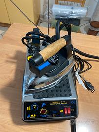 Caldaia a vapore con ferro da stiro