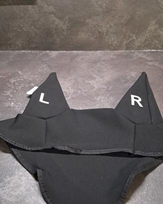 cuffia anti mosche per cavallo