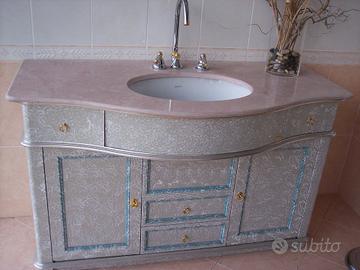 ARREDO BAGNO IN MARMO