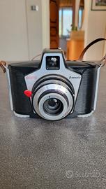 Macchina fotografica vintage Ferrania Eura