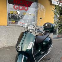 Vespa GTS 300 hpe Touring