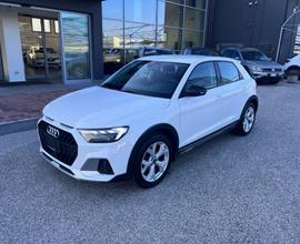 AUDI A1 citycarver 30 TFSI