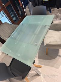 Tavolo in vetro cristallo