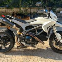 Ducati Hypermotard 821