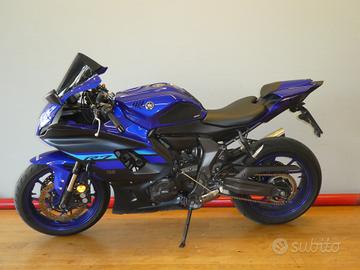 Yamaha YZF R7 2025